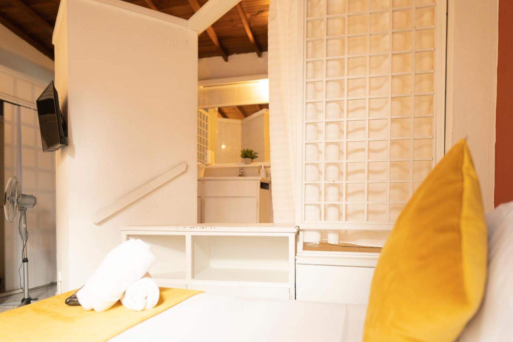 Africa House-Casa Hotel Laureles-La70 Μεντεγίν Εξωτερικό φωτογραφία